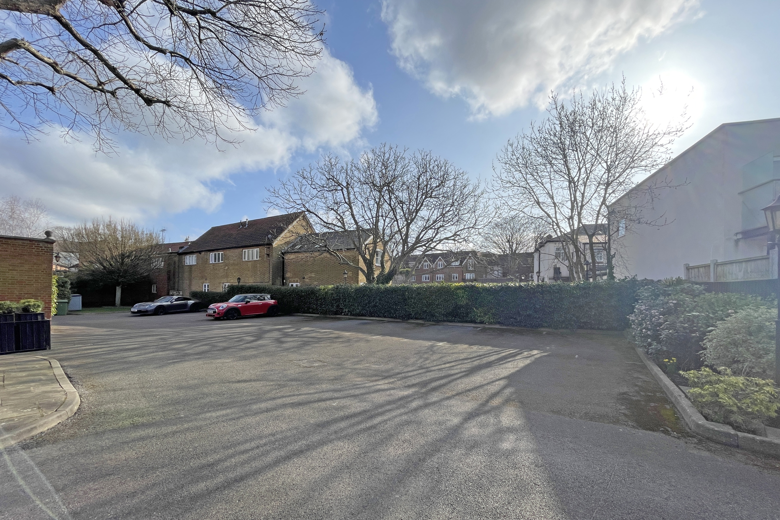 West Street, Ewell, KT17