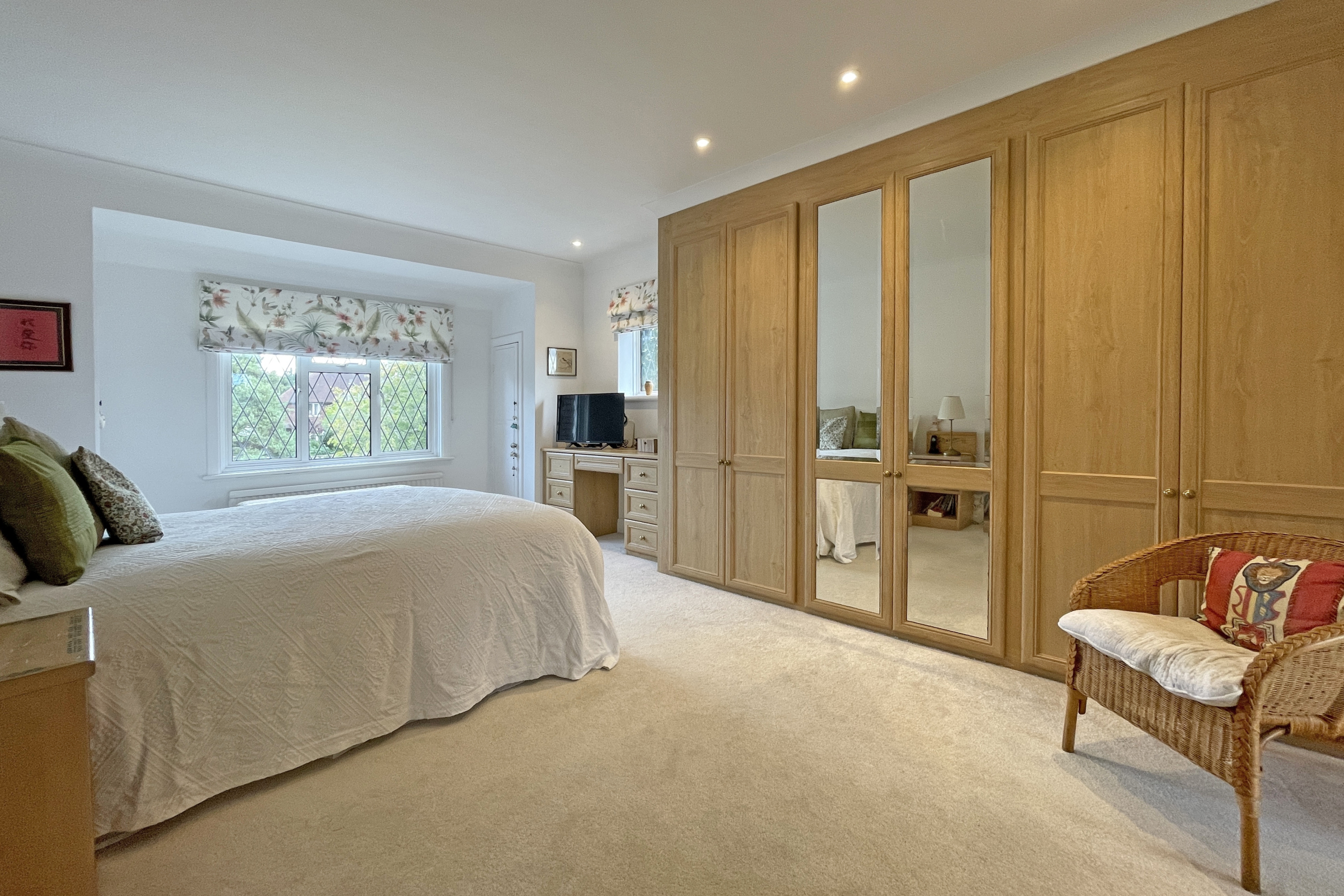 The Green, Ewell Downs, Epsom, Surrey, KT17 3JX