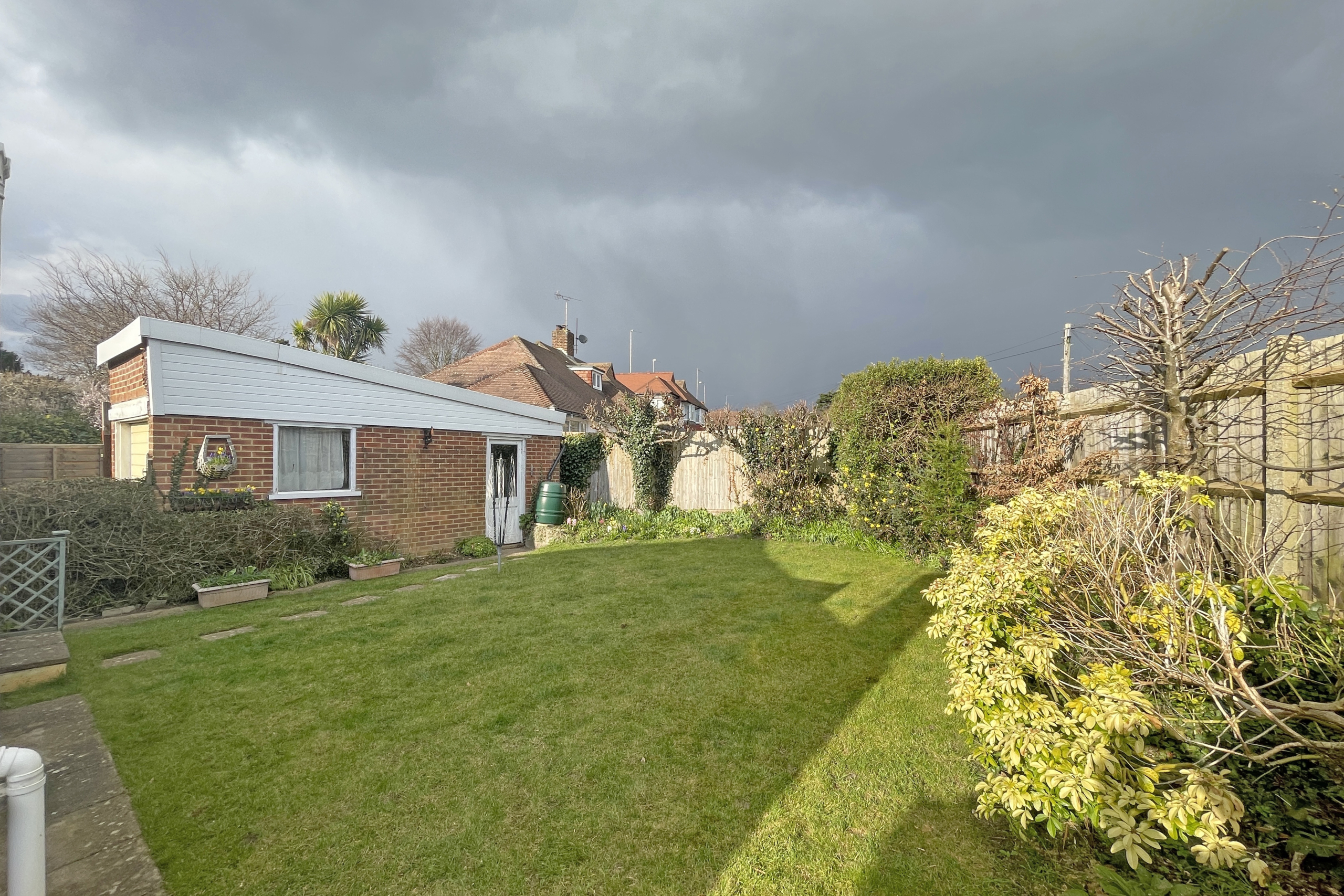 Cheam Road, Epsom, KT17