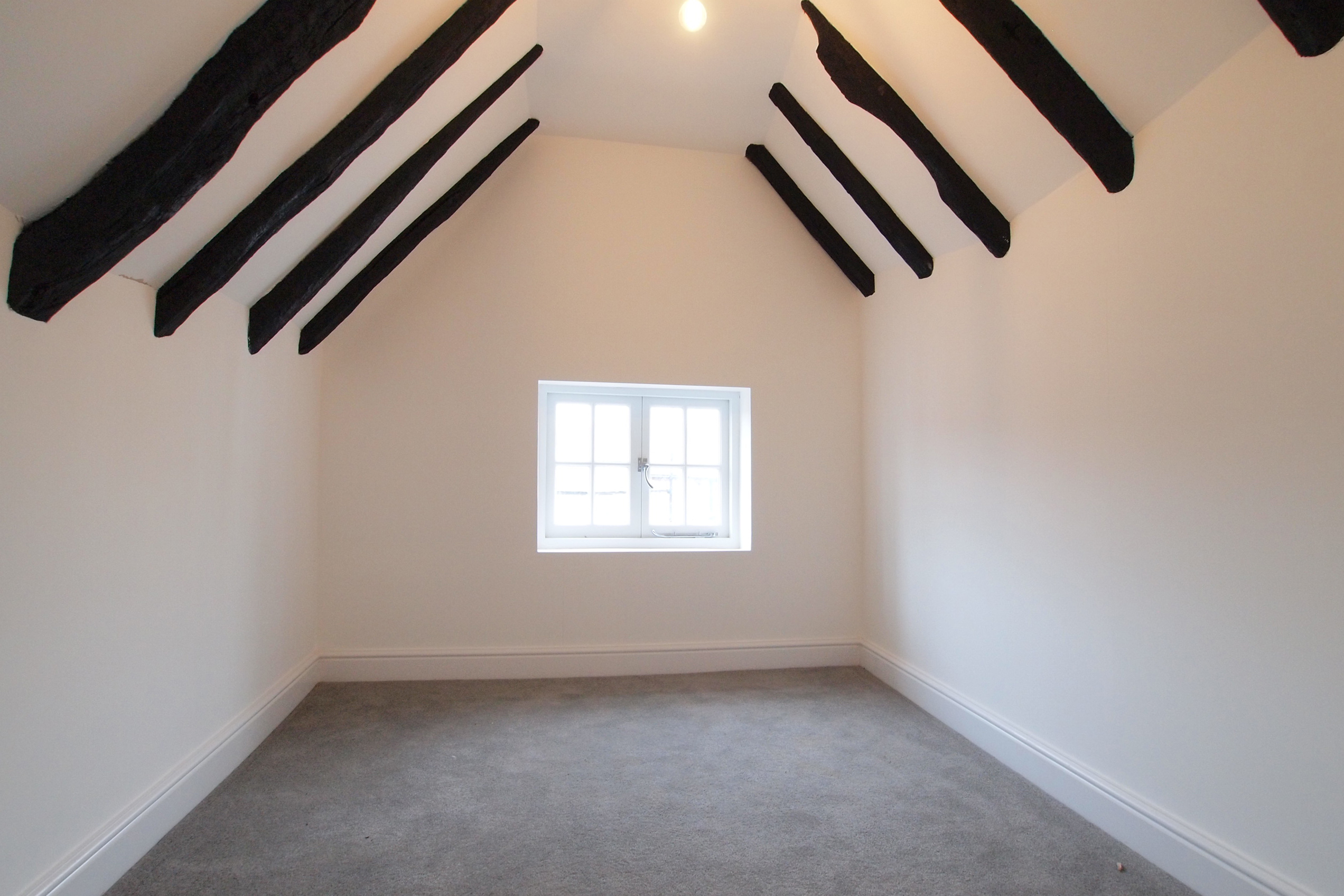High Street, Ewell, KT17