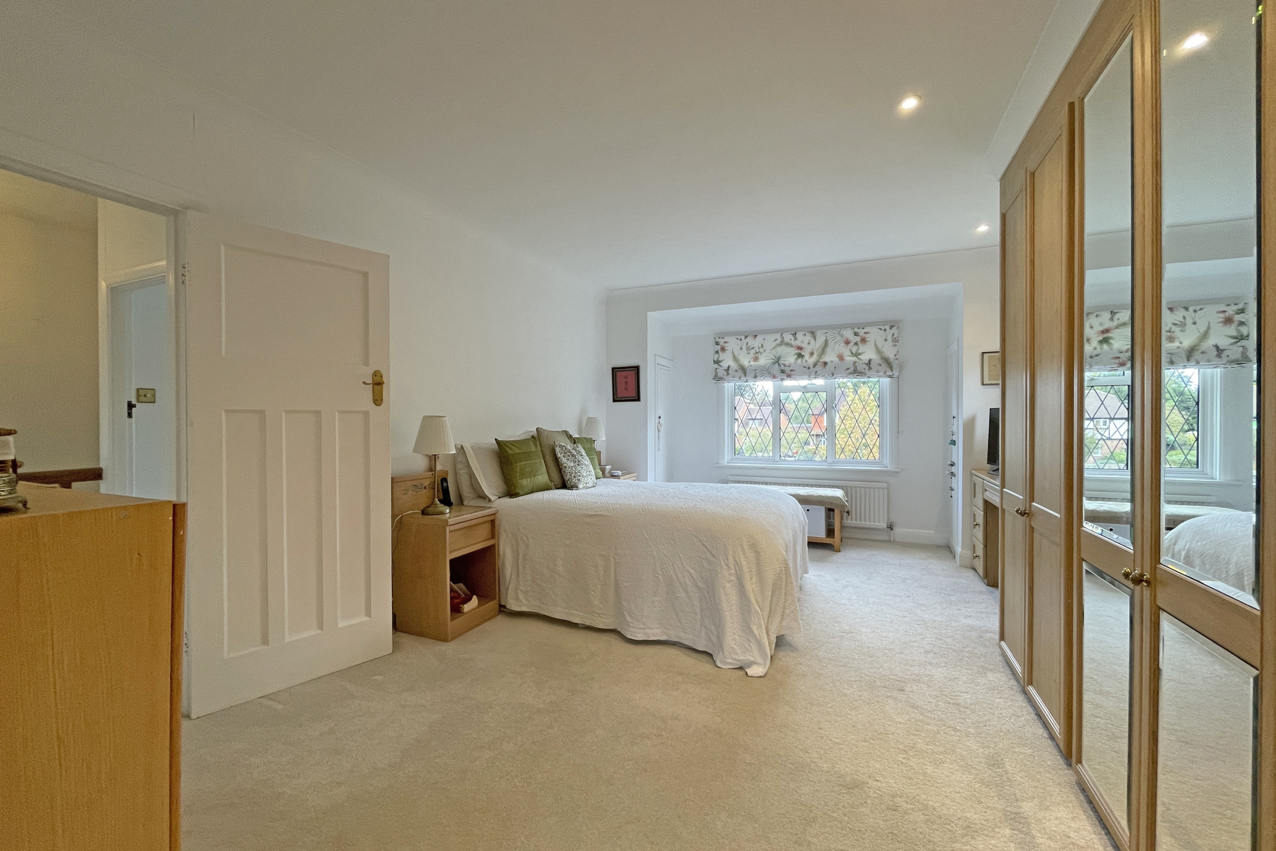 The Green, Ewell Downs, Epsom, Surrey, KT17 3JX