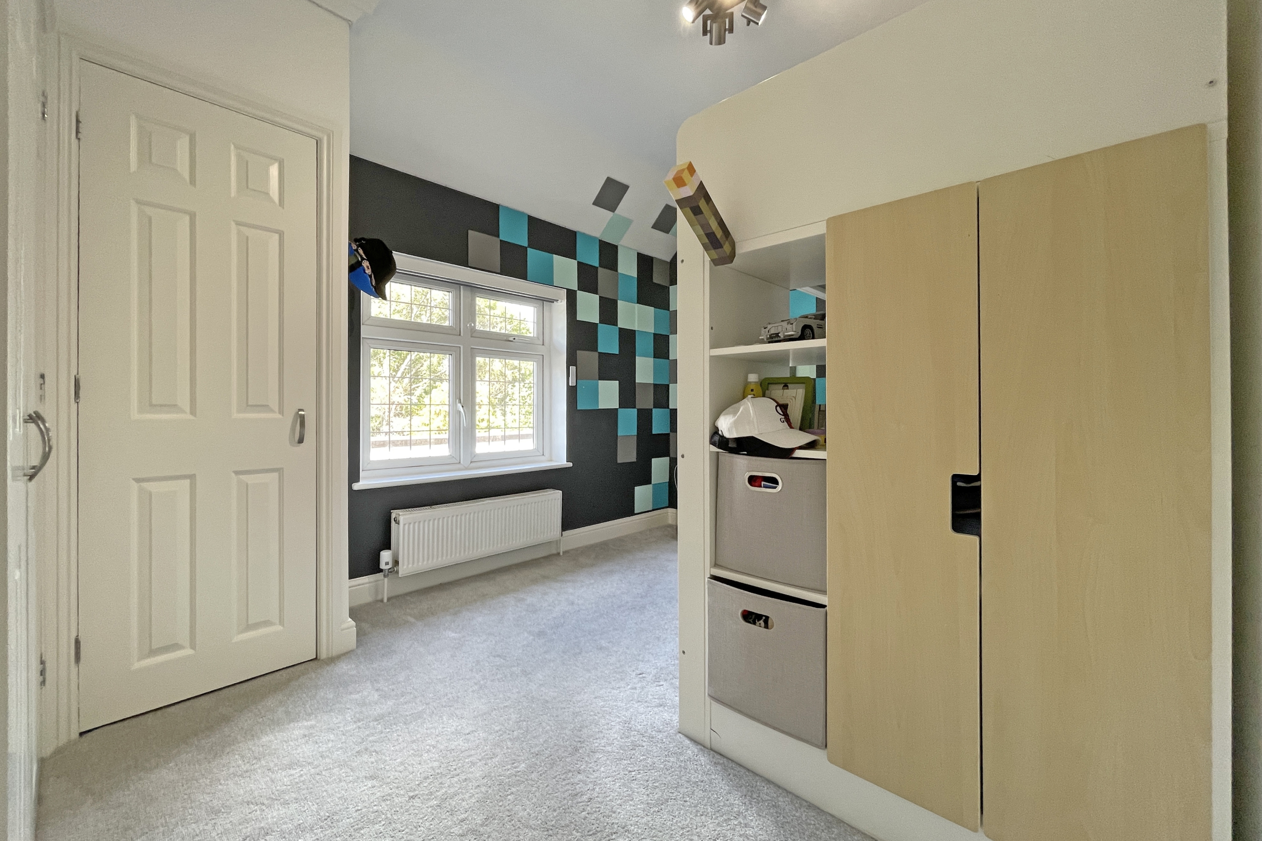 London Road, Ewell Village, Epsom, KT17 2BE