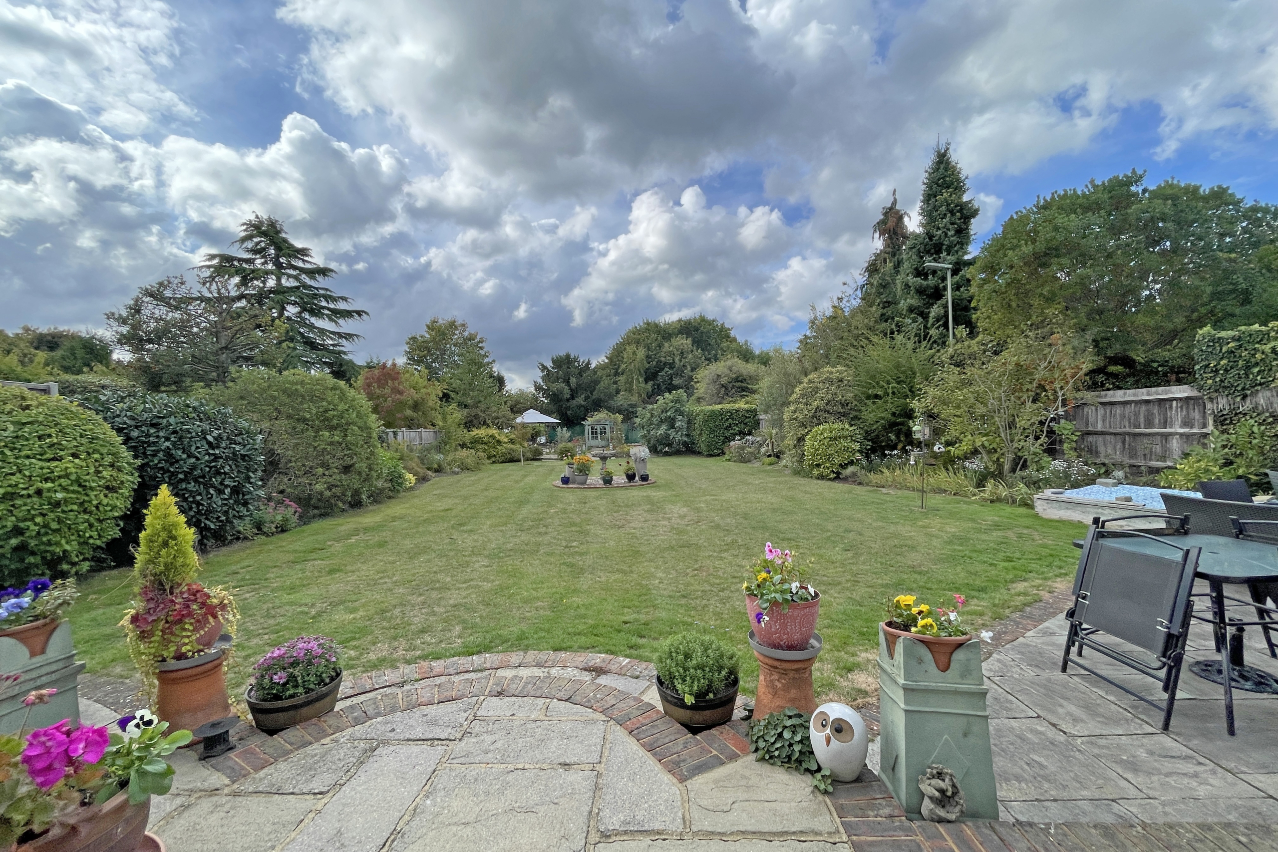 The Green, Ewell Downs, Epsom, Surrey, KT17 3JX
