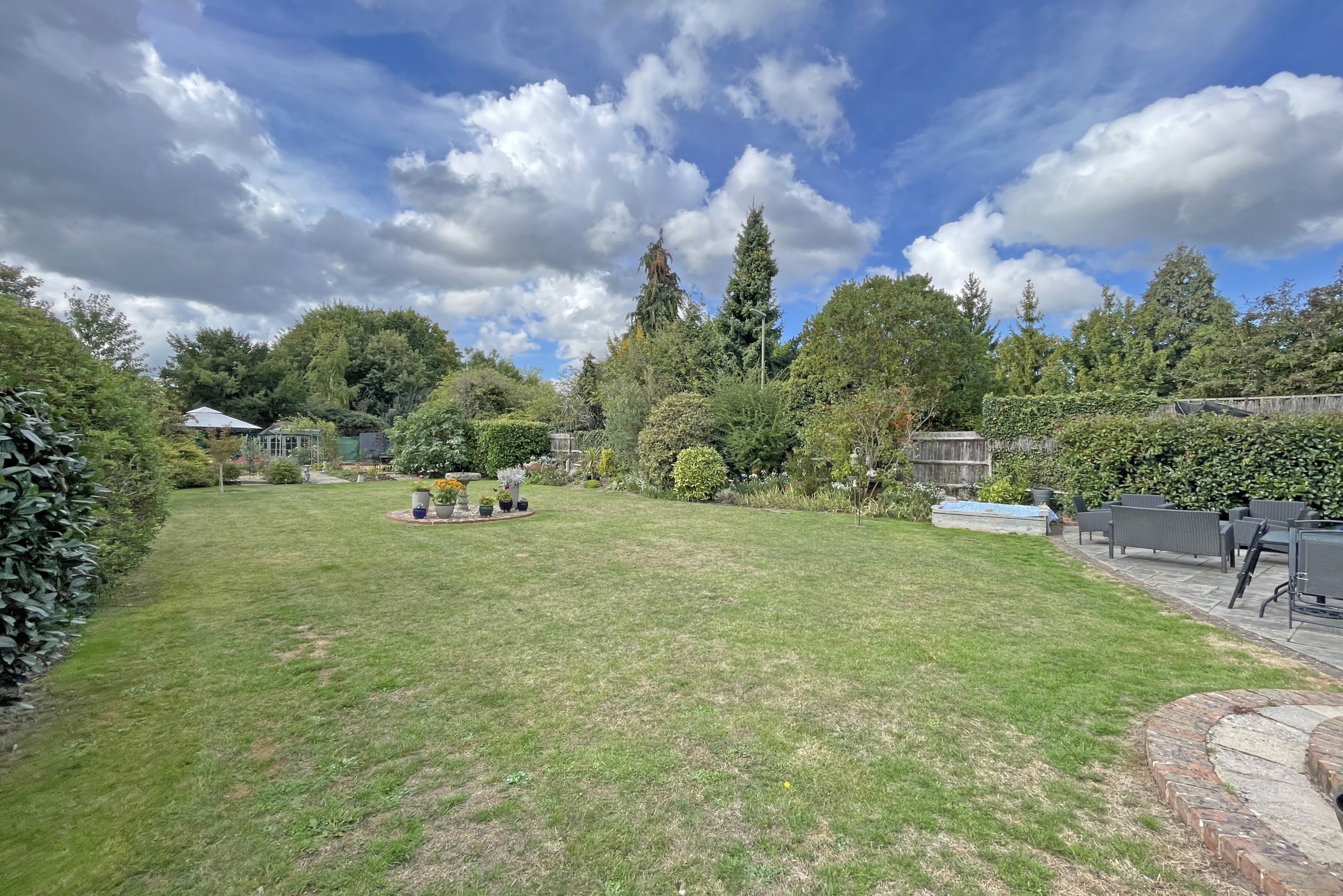 The Green, Ewell Downs, Epsom, Surrey, KT17 3JX