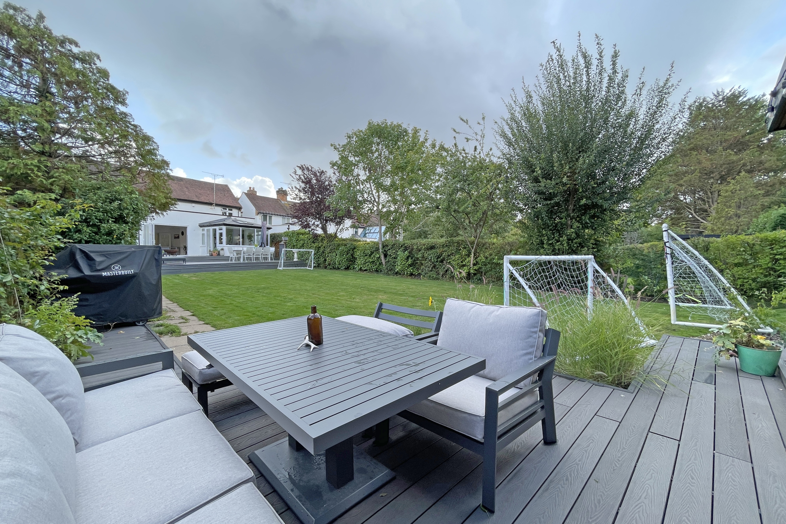 London Road, Ewell Village, Epsom, KT17 2BE