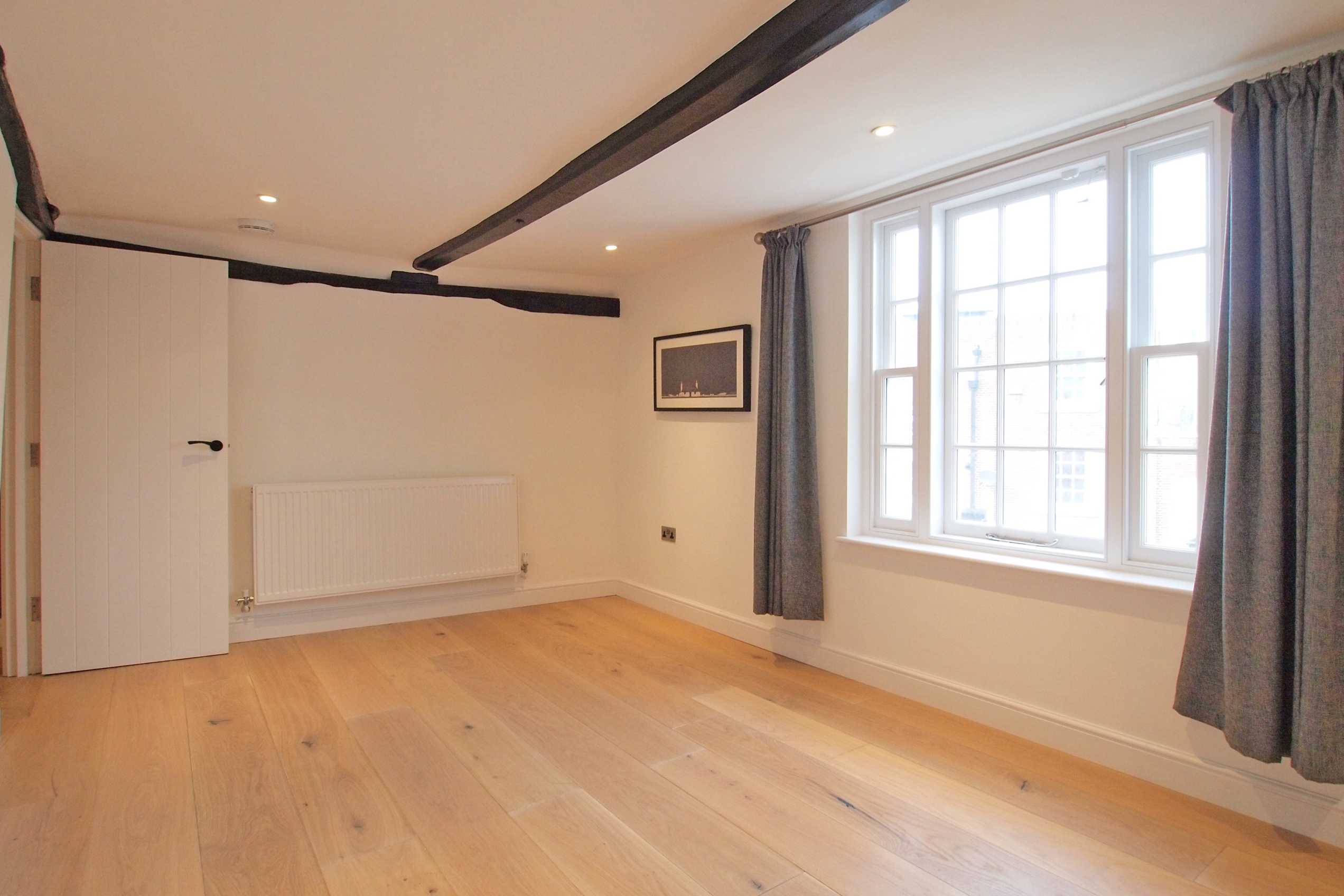 High Street, Ewell, KT17