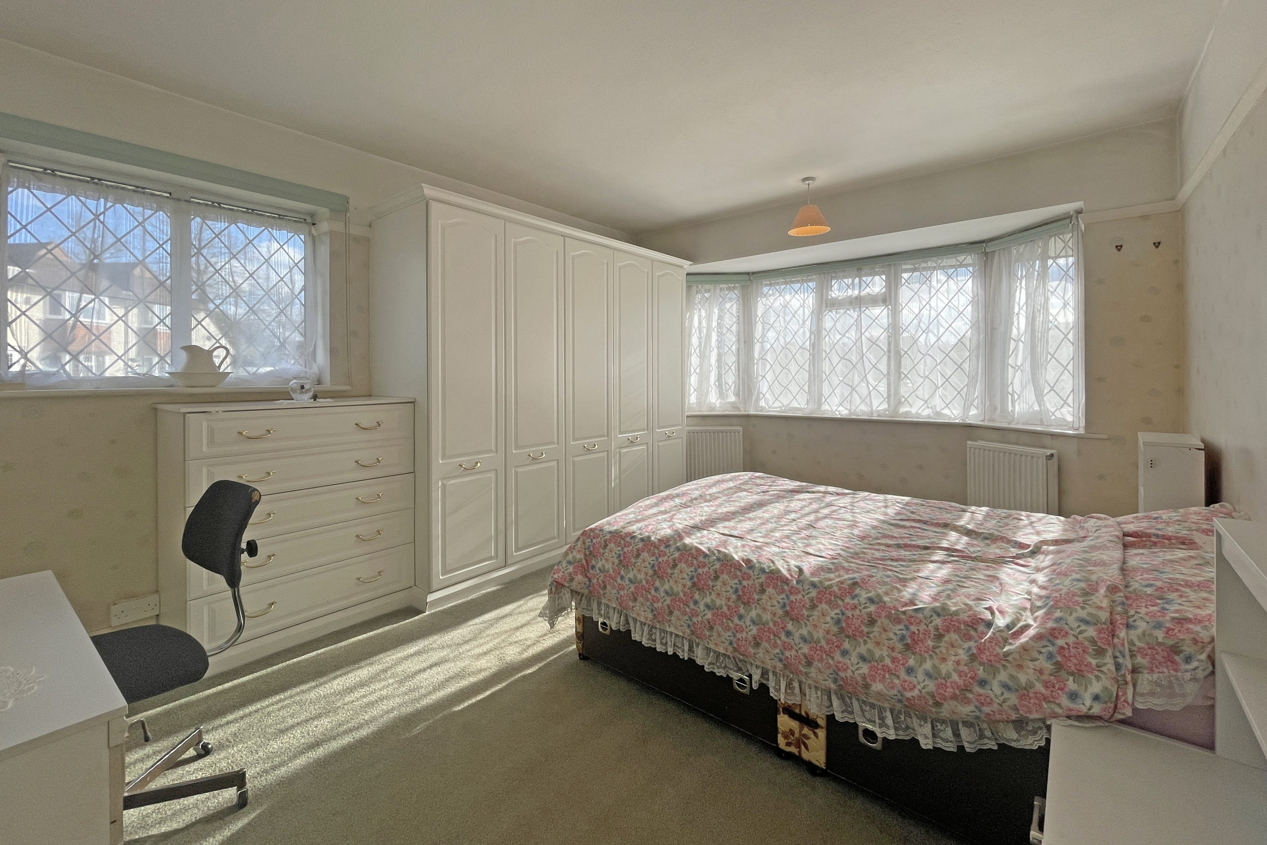 Cheam Road, Epsom, KT17