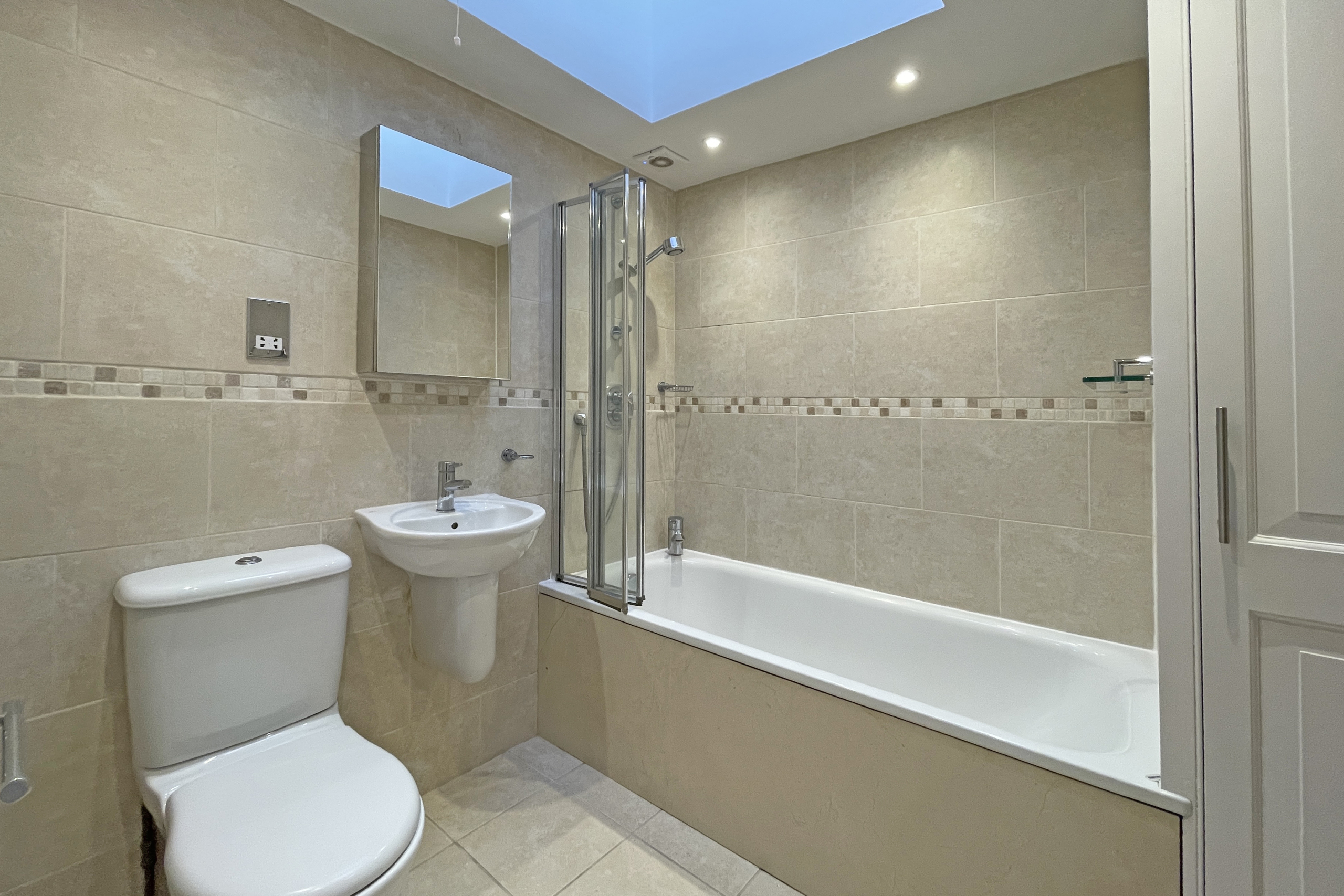 West Street, Ewell, KT17