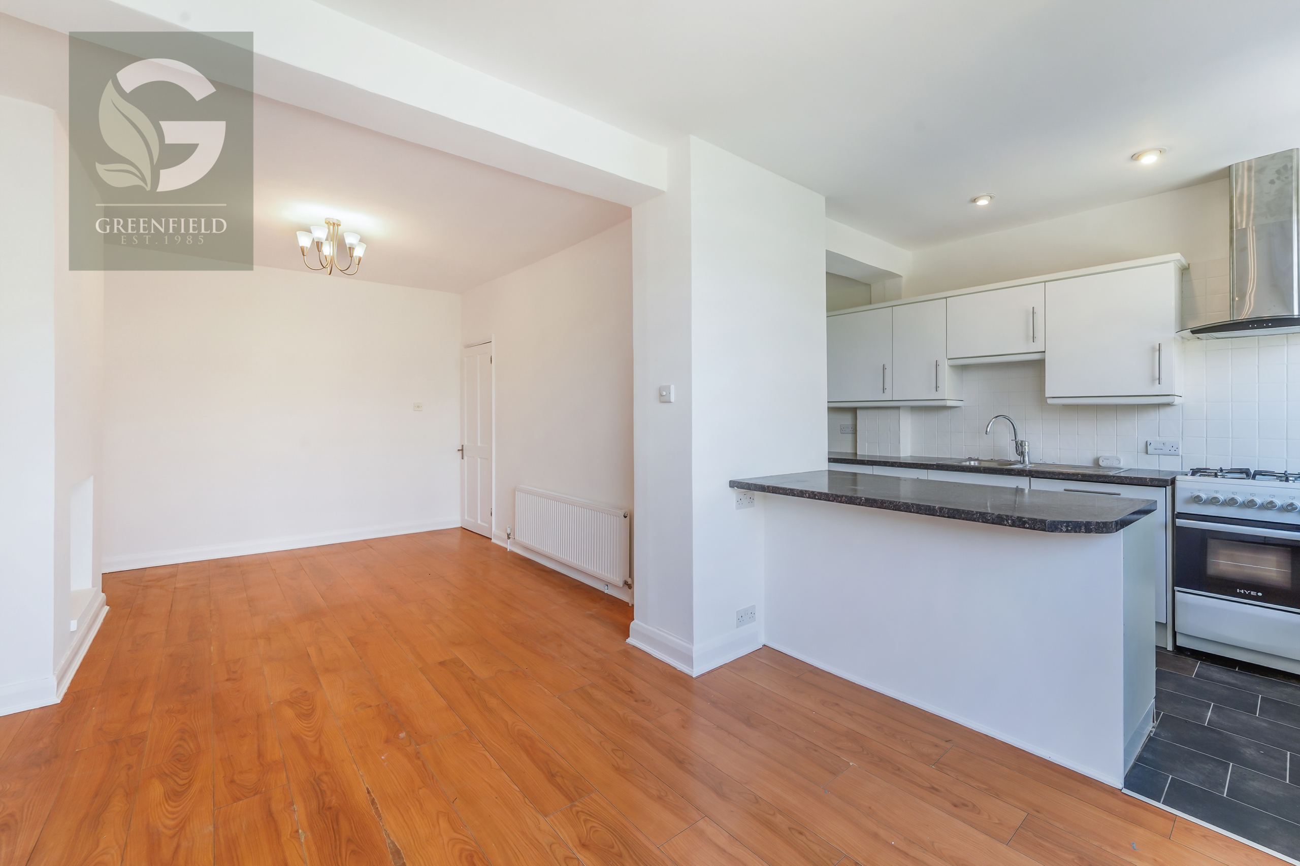 Ardrossan Gardens, Worcester Park, Surrey, KT4 7AY