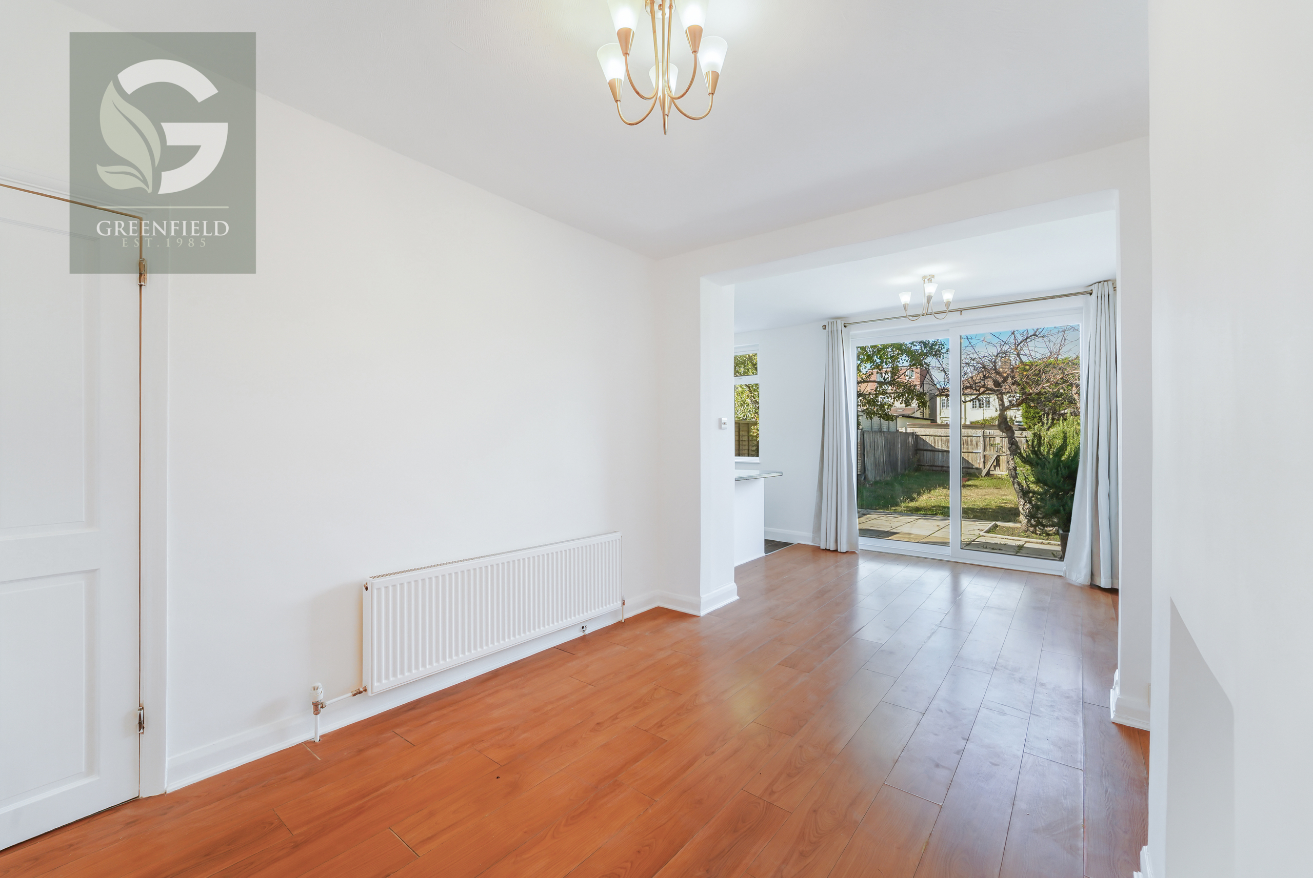 Ardrossan Gardens, Worcester Park, Surrey, KT4 7AY