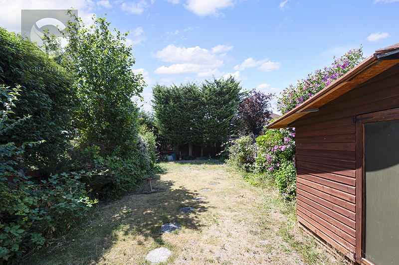Courtlands Drive, Ewell, Epsom, Surrey, KT19 0AL