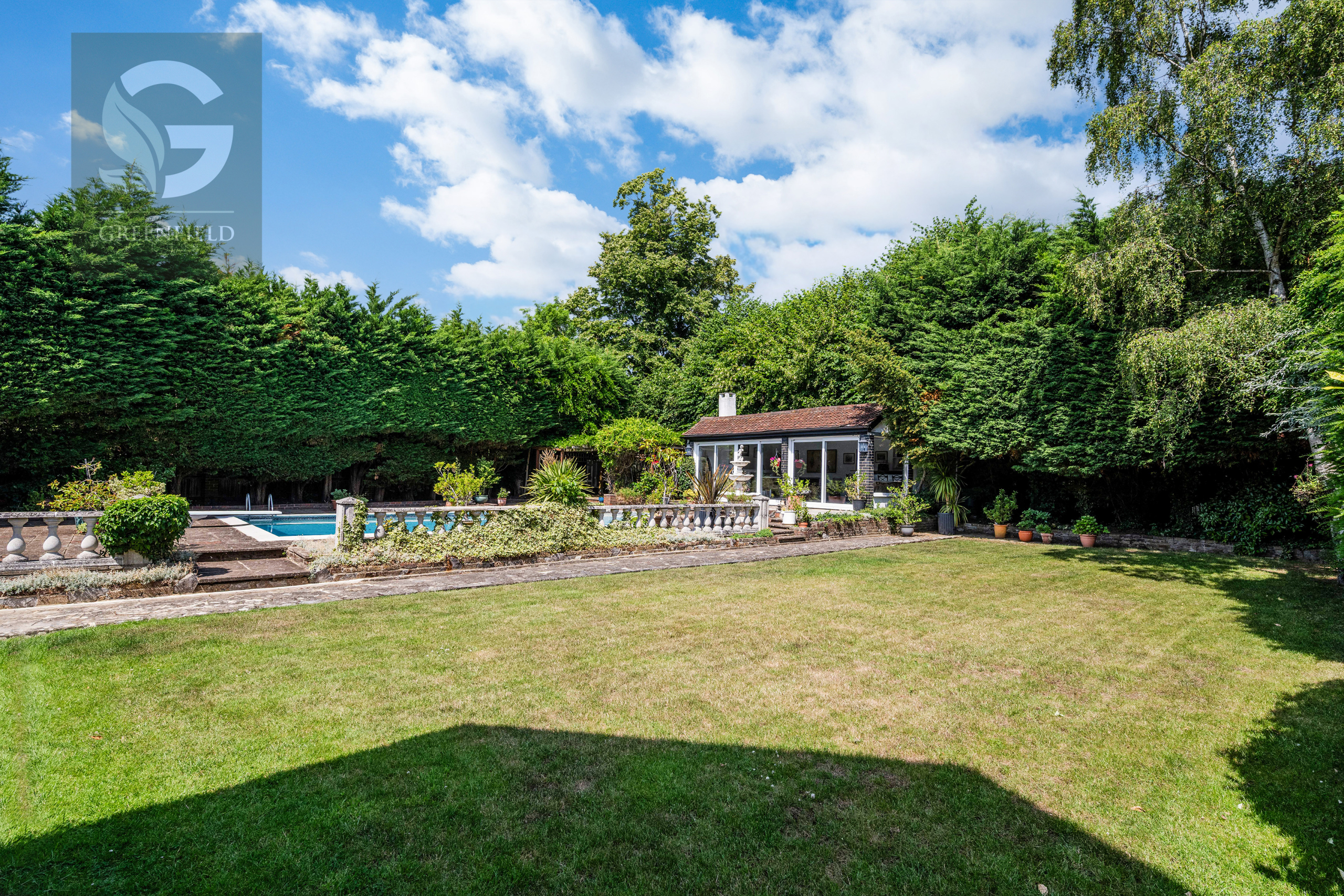 Ewell Downs Road, Ewell, Epsom, Surrey, KT17 3BU