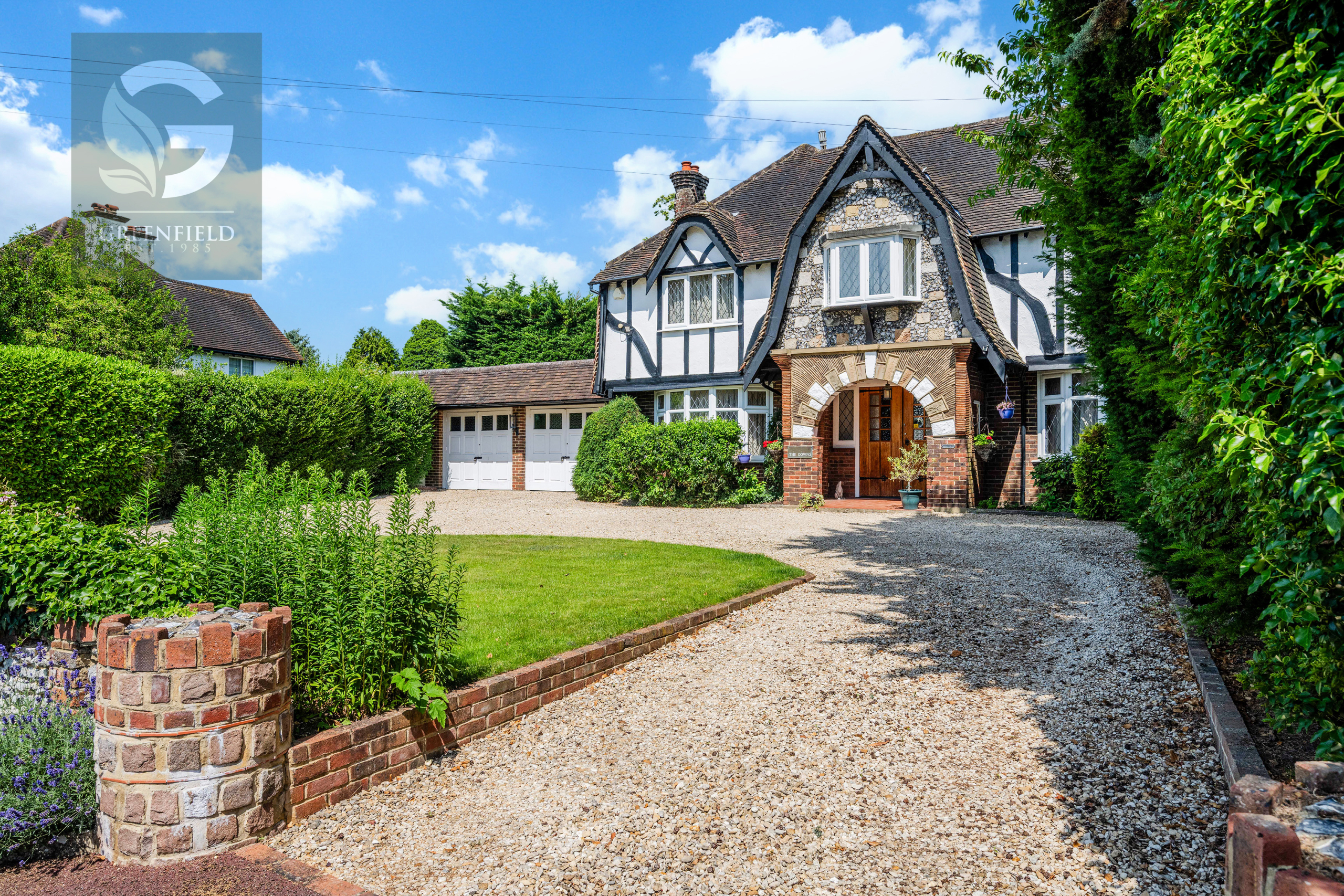 Ewell Downs Road, Ewell, Epsom, Surrey, KT17 3BU