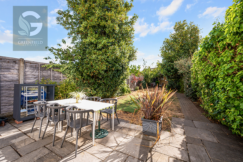 Green Lanes, West Ewell, Epsom, Surrey, KT19 9UL