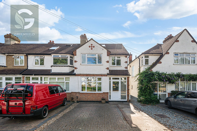 Green Lanes, West Ewell, Epsom, Surrey, KT19 9UL