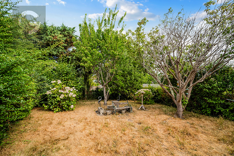Seymour Avenue, East Ewell, Epsom, Surrey, KT17 2RS