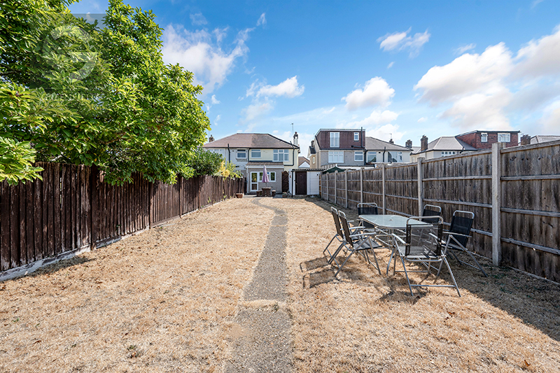 Station Avenue, West Ewell, Epsom, Surrey, KT19 9UF